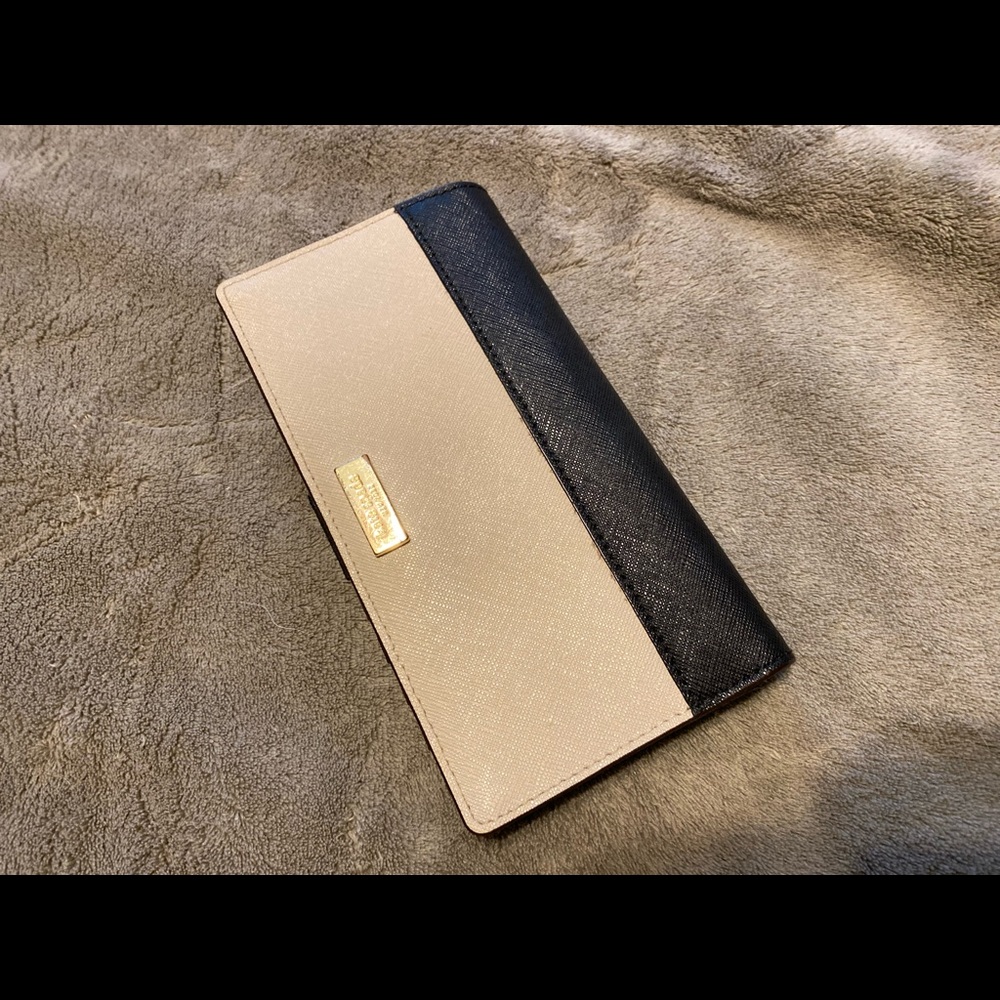 EUC Kate Spade Wallet